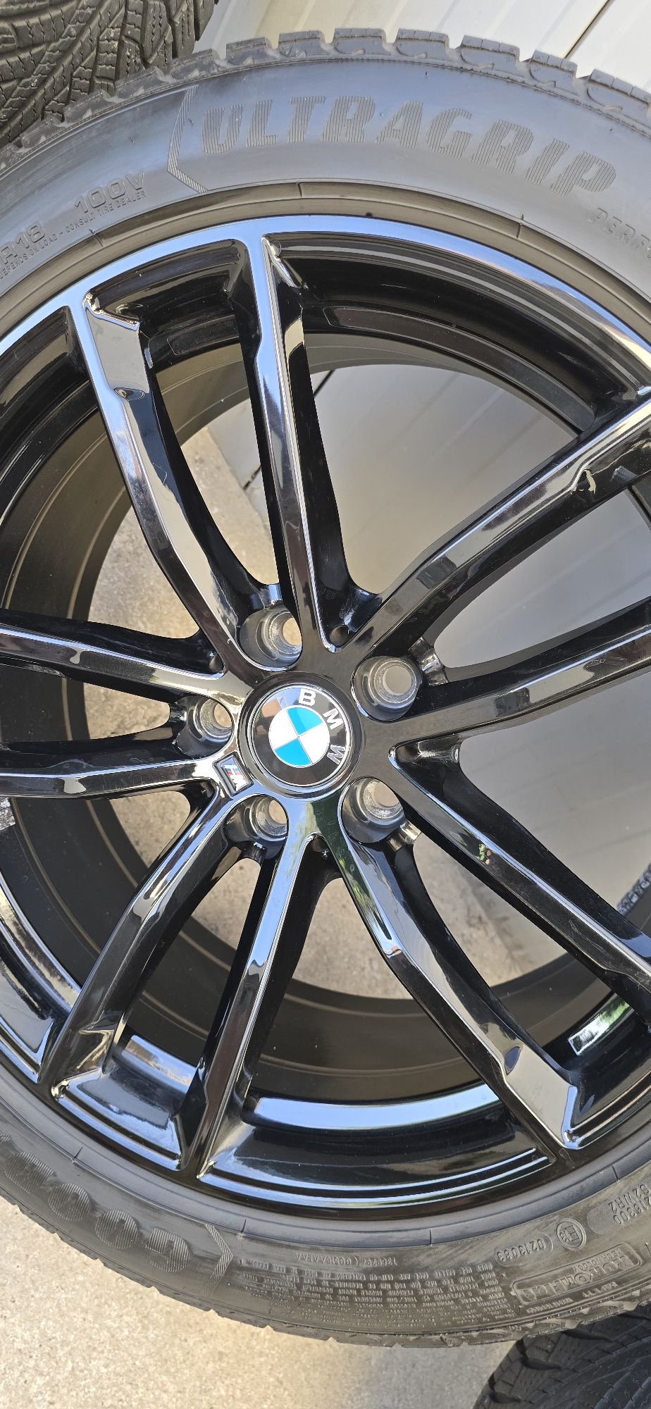 18 цола зимен комплект за BMW  5 серия G30 G31