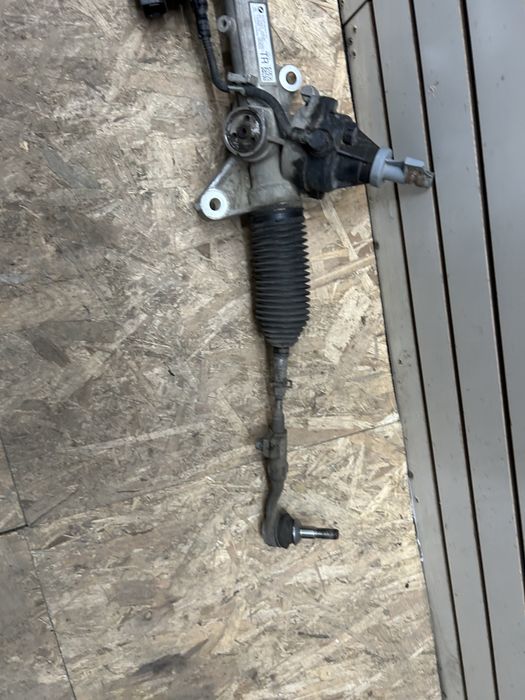 Caseta directie Bmw G20 G21 tractiune spate / S drive