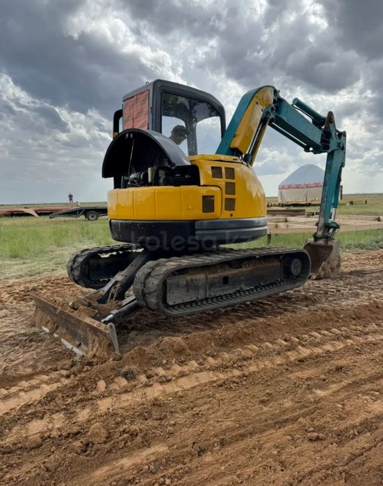 Продам мини экскаватор Komatsu PC 50