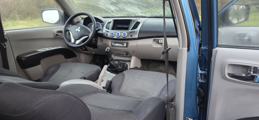 Mitsubishi L 200 climatronic l 4x4
