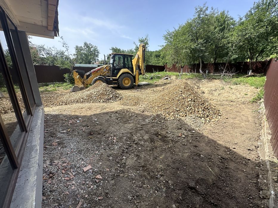 Inchiriez buldoexcavator