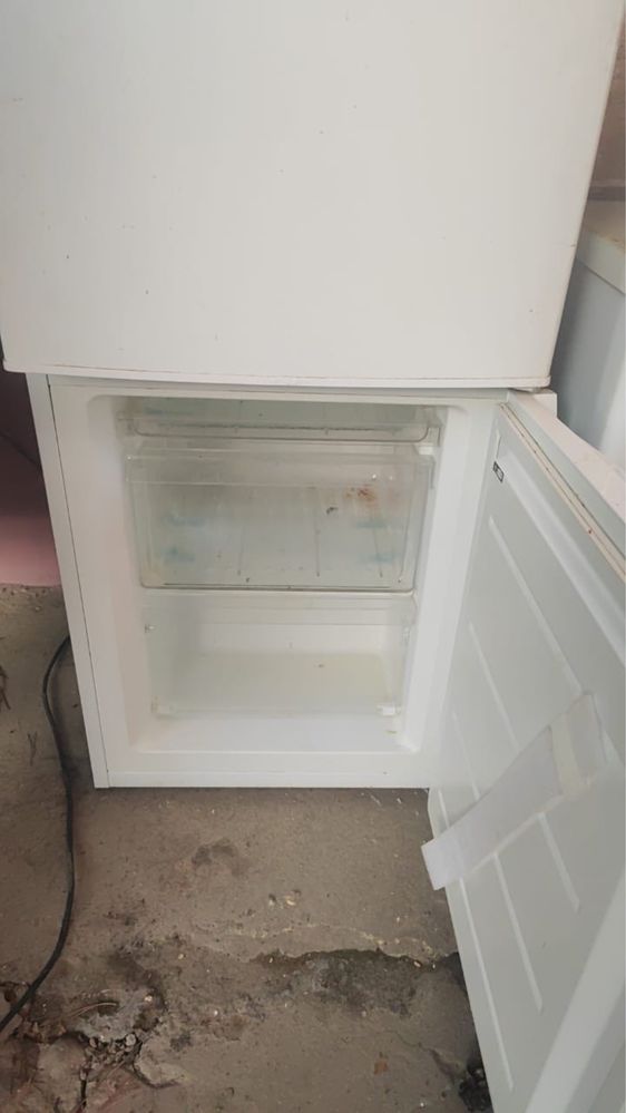 СРОЧНООО продается холодильник и стиральная машина!!