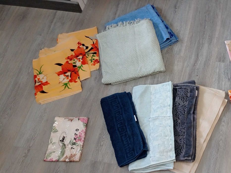 Набор новых полотенец (9шт.) банное, кухонное, маленькое