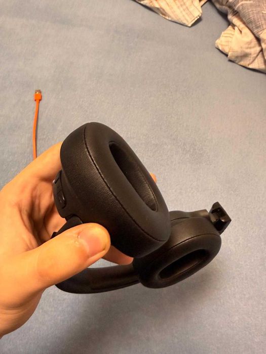 Casti JBL Tune 770NC Wireless Noise Cancelling Over-Ear