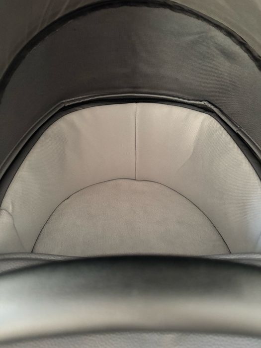 Carucior Hot Mom 3 in 1 ca NOU , fara defecte, pete, zgârieturi