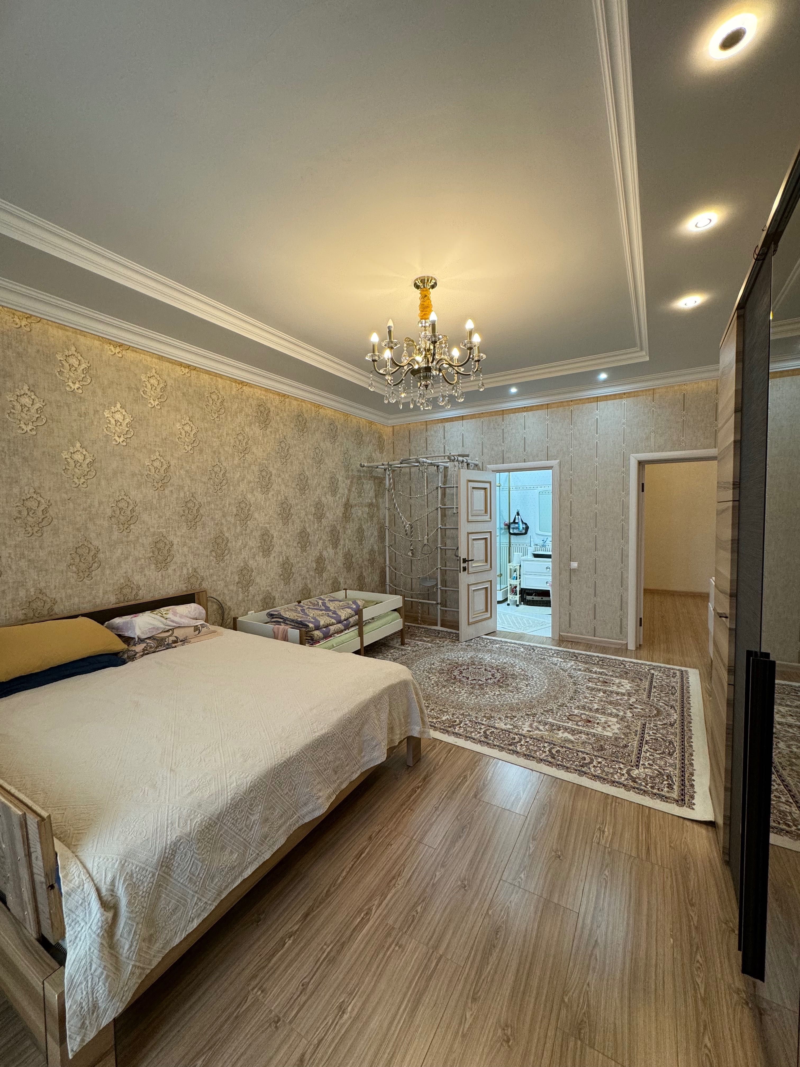 Продам 5-ти комн. квартиру в р.Келешек, Саяжай 376