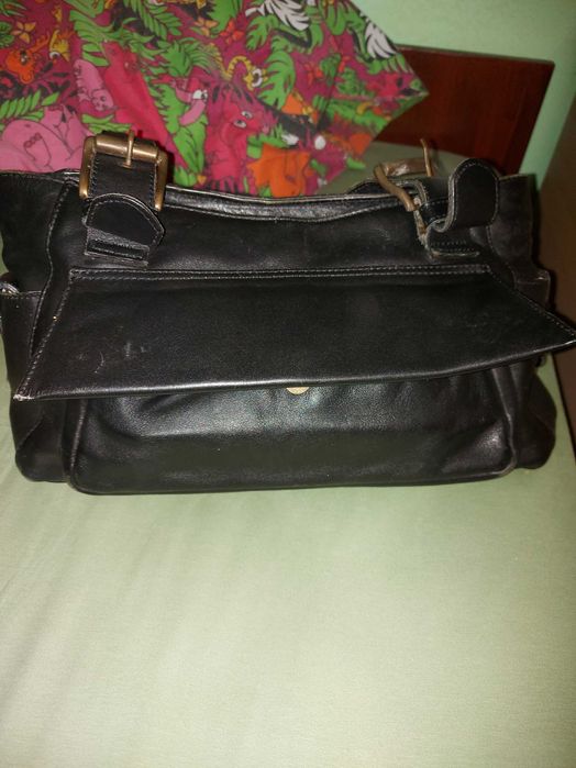 Дамска чанта естествена кожа