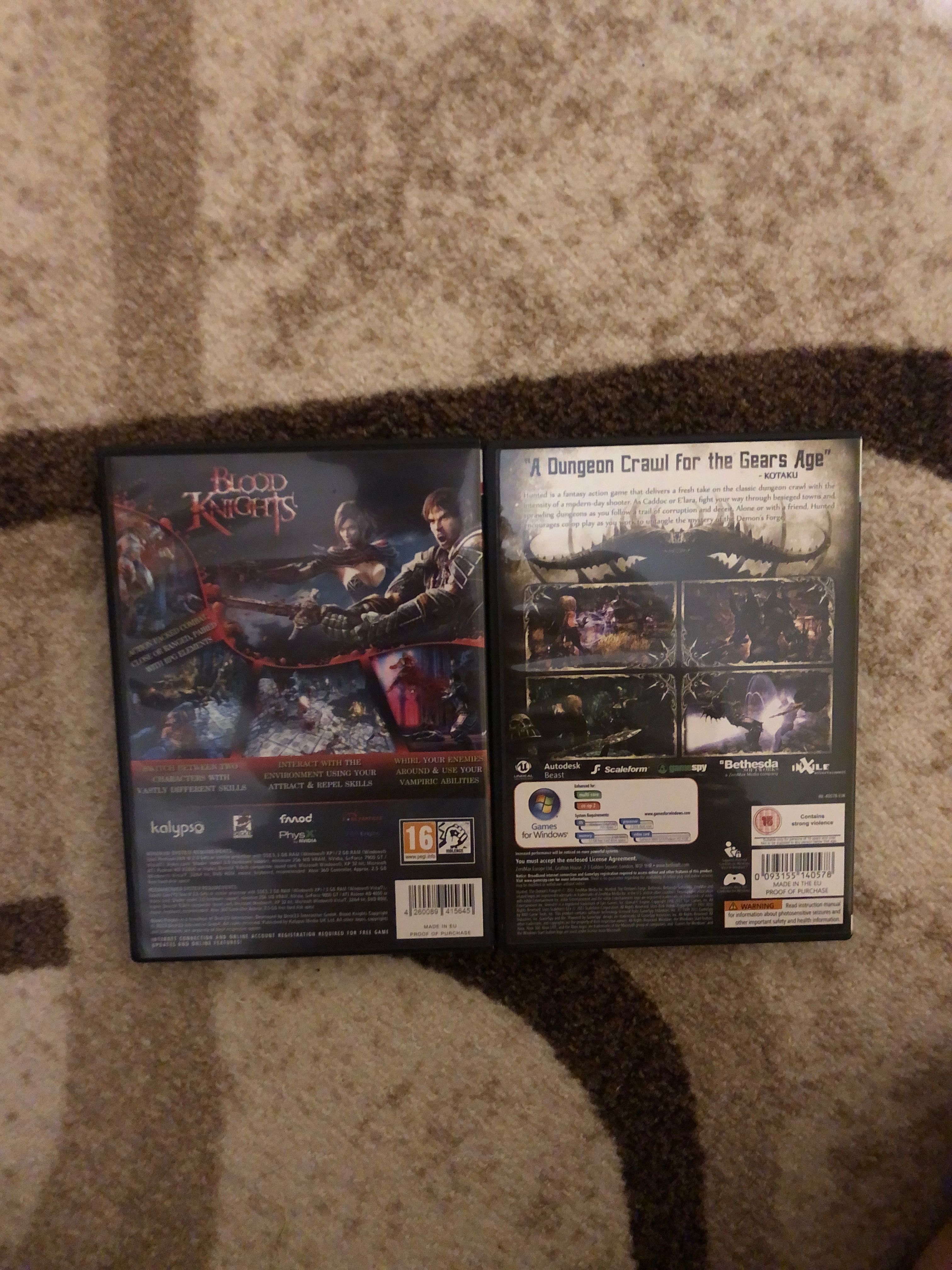 2 PC игри пакет - Hunted the Demon’s Forge и Blood Knights + Подарък