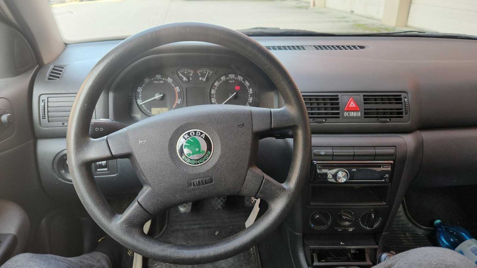 Skoda Octavia 1.4 Benzina 2010 52'000 KM