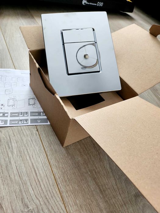 Clapa de WC argintiu lucios