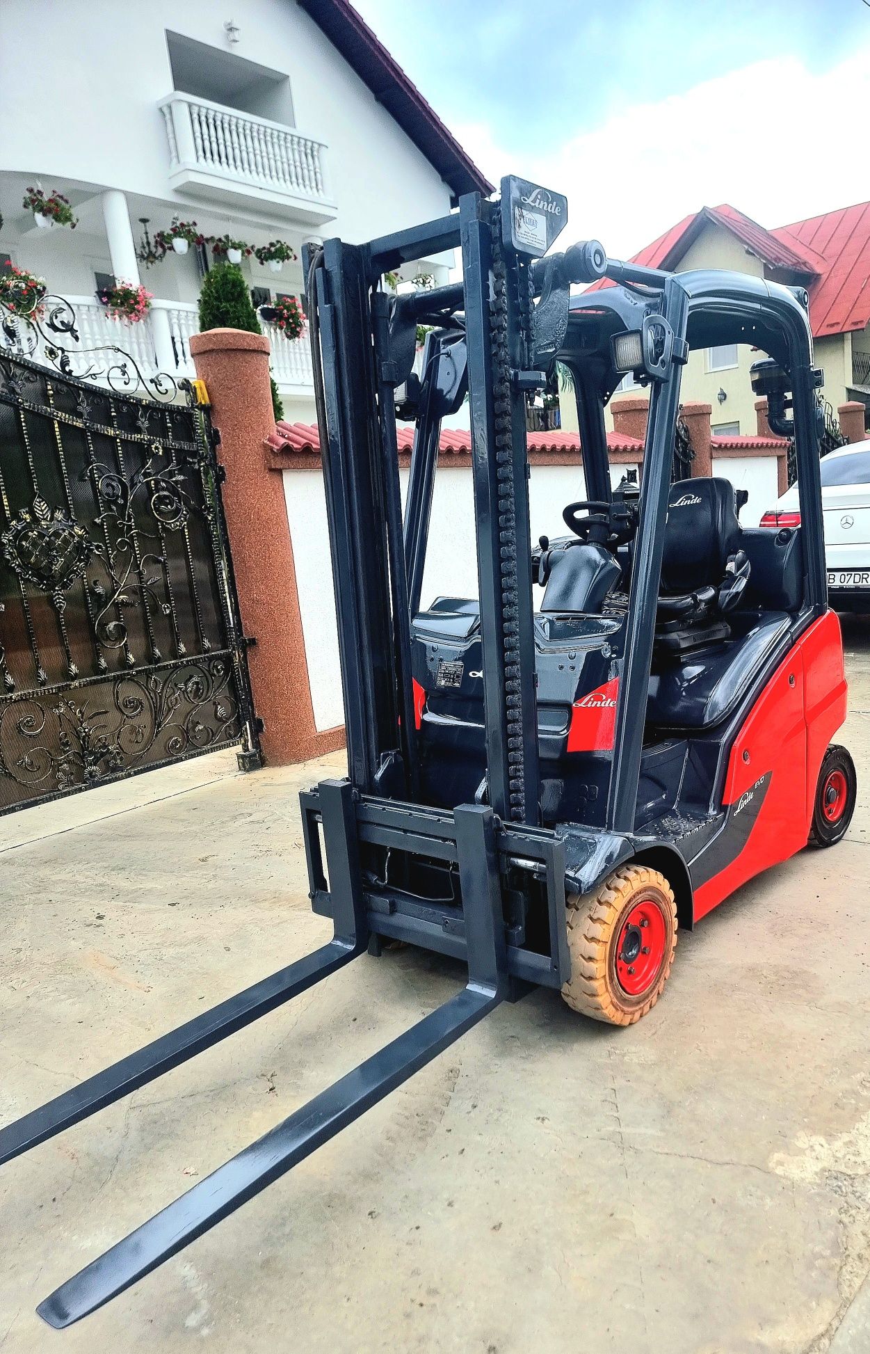Vand motostivuitor Linde 2015 stivuitor diesel