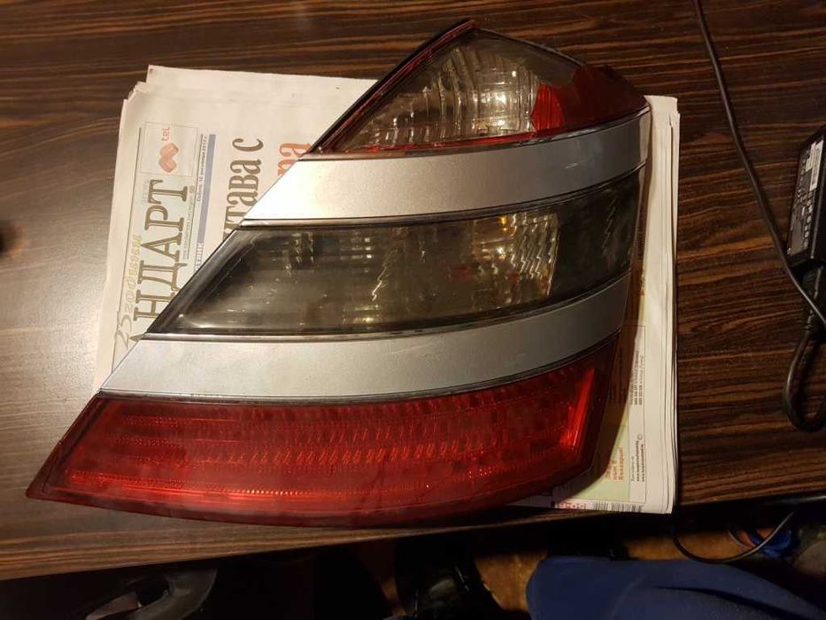 Заден десен ориг.стоп за  Мерцедес 320 S 2006г-леко счупен работи