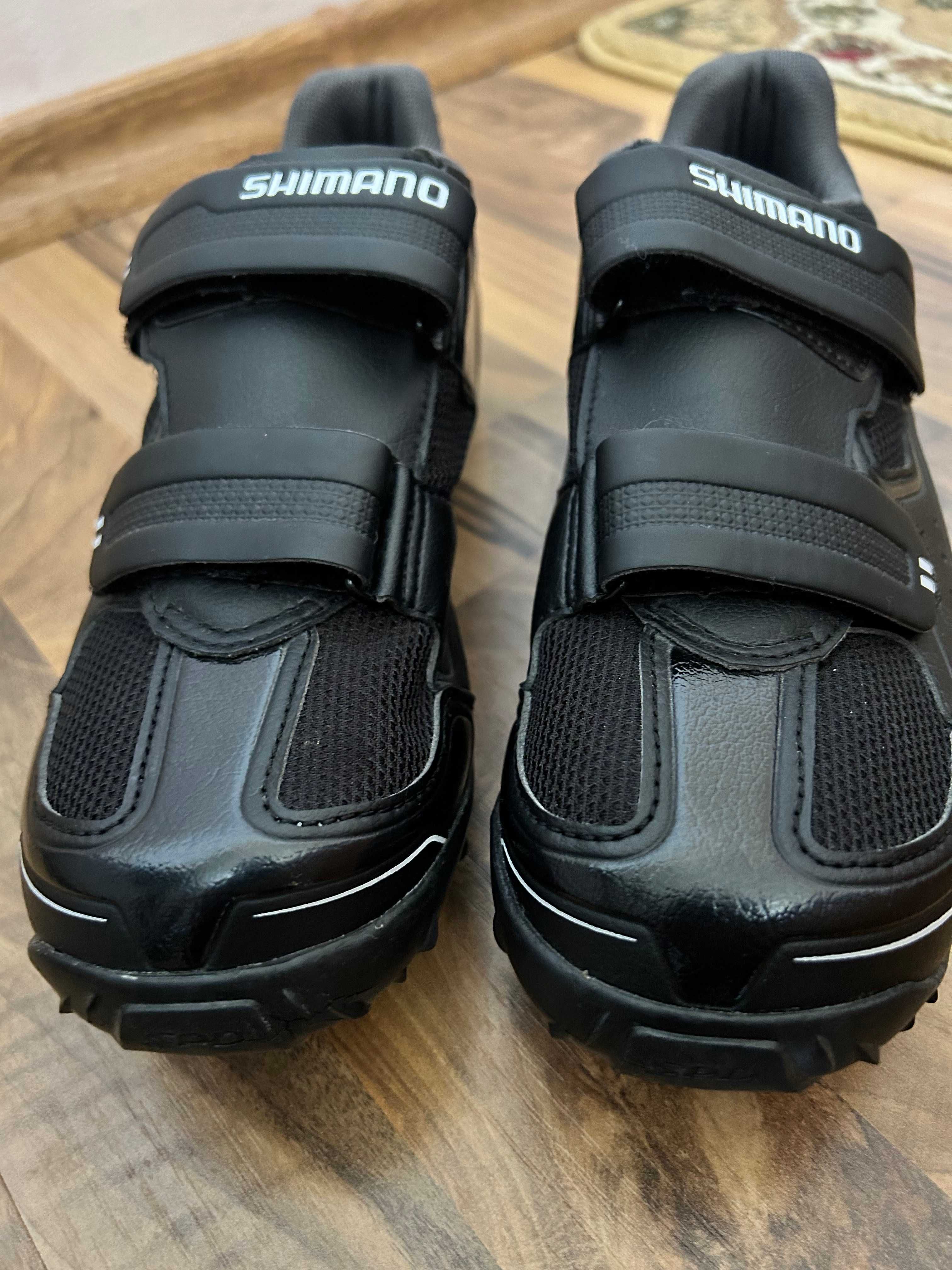 încălțăminte ciclism marca shimano, mărimea 43, culoare negru