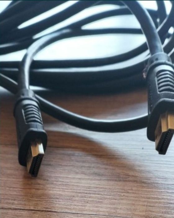 cablu original hp hdmi to hdmi 1.5m 1.5 3m 3 nou nefolosit la hdmi 2m