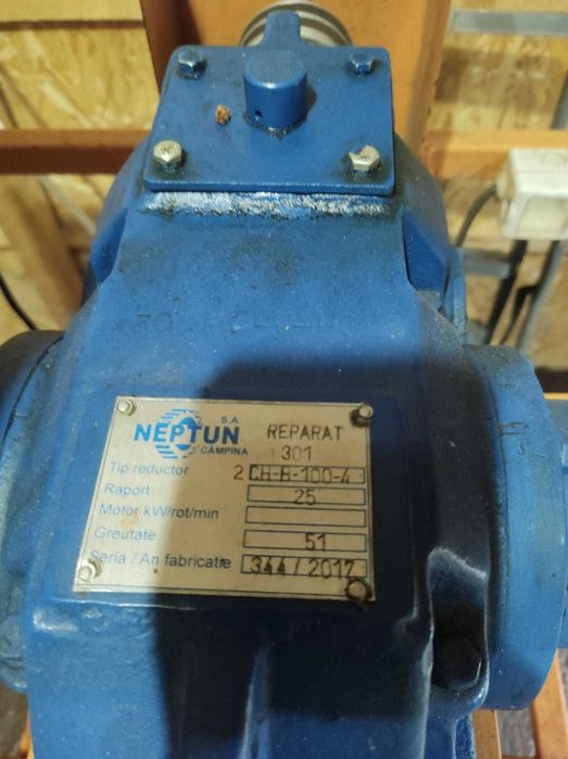 de presa pentru obtinerea uleiului presat la rece din floarea soarelui