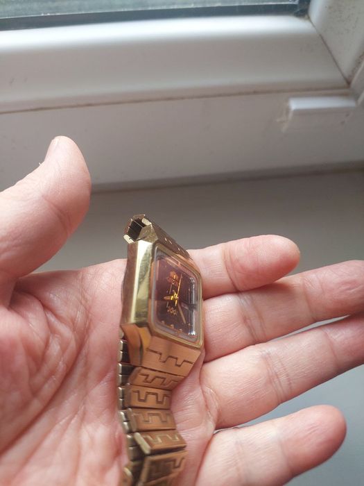 Продается наручные часы Orient дипломат механизм производство Япония