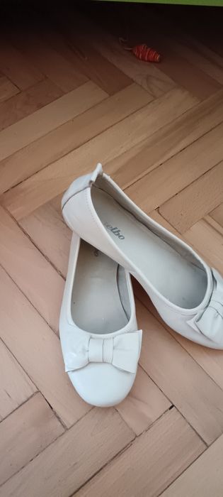 Balerini din piele mărimea 38