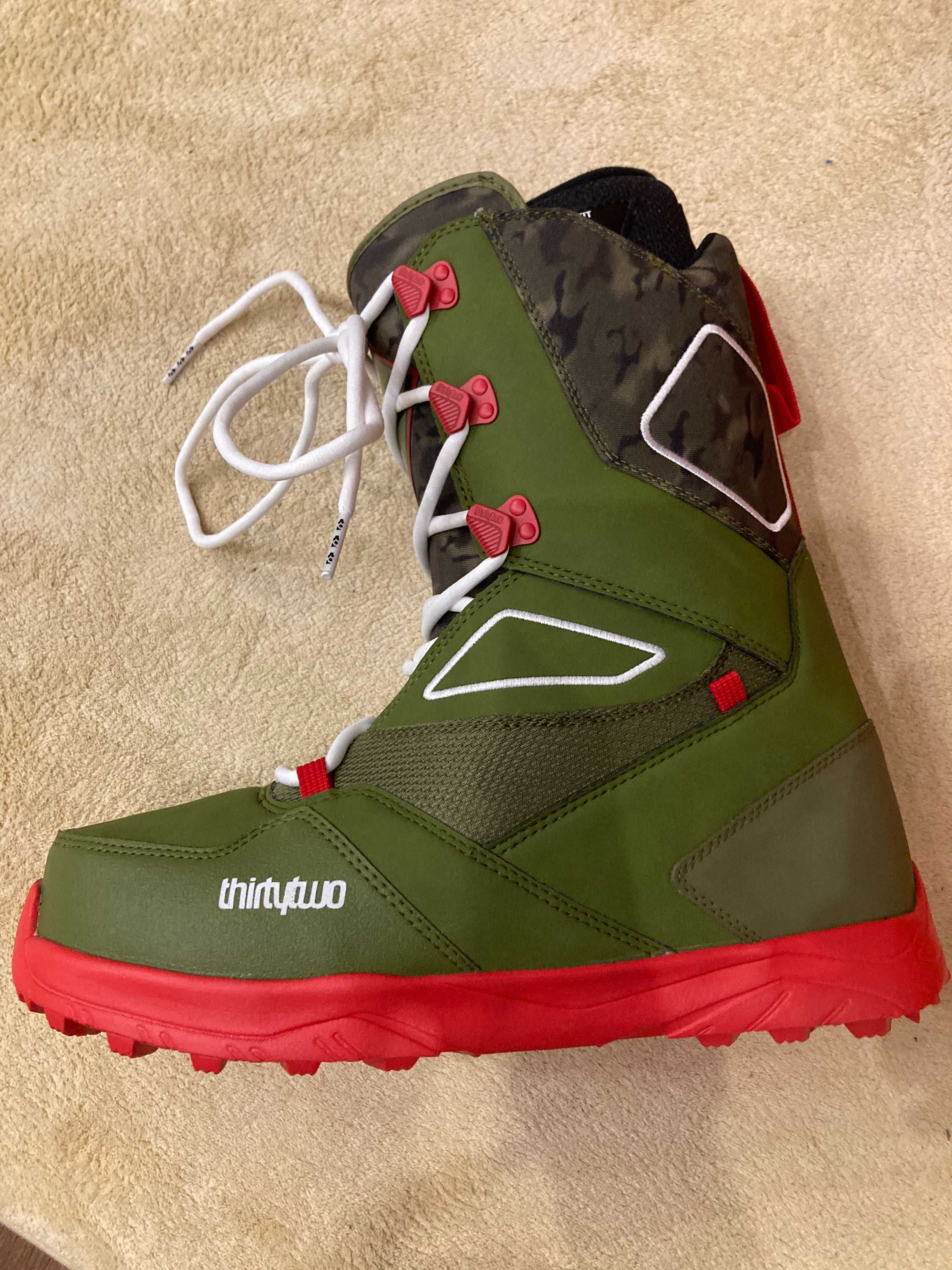 Snowboard boots ThirtyTwo  Light JP  Green EU 45.5