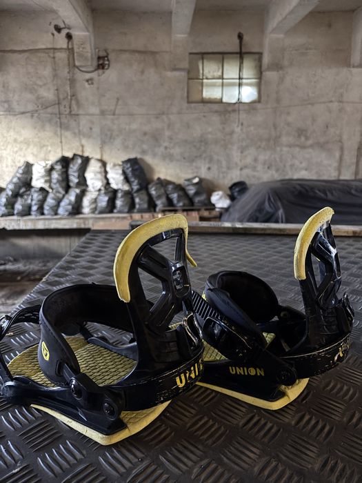 UNION Cadet - автомати за сноуборд (детски/юношески), добро състояние