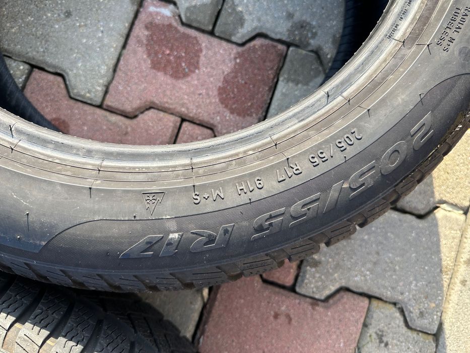 Anvelope iarnă Pirelli 205/55 17