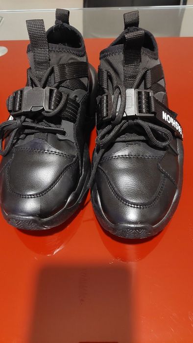 Дамски ботуши Emu и други