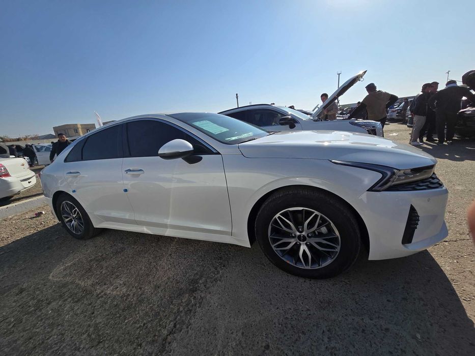 Kia K5 2 позиция