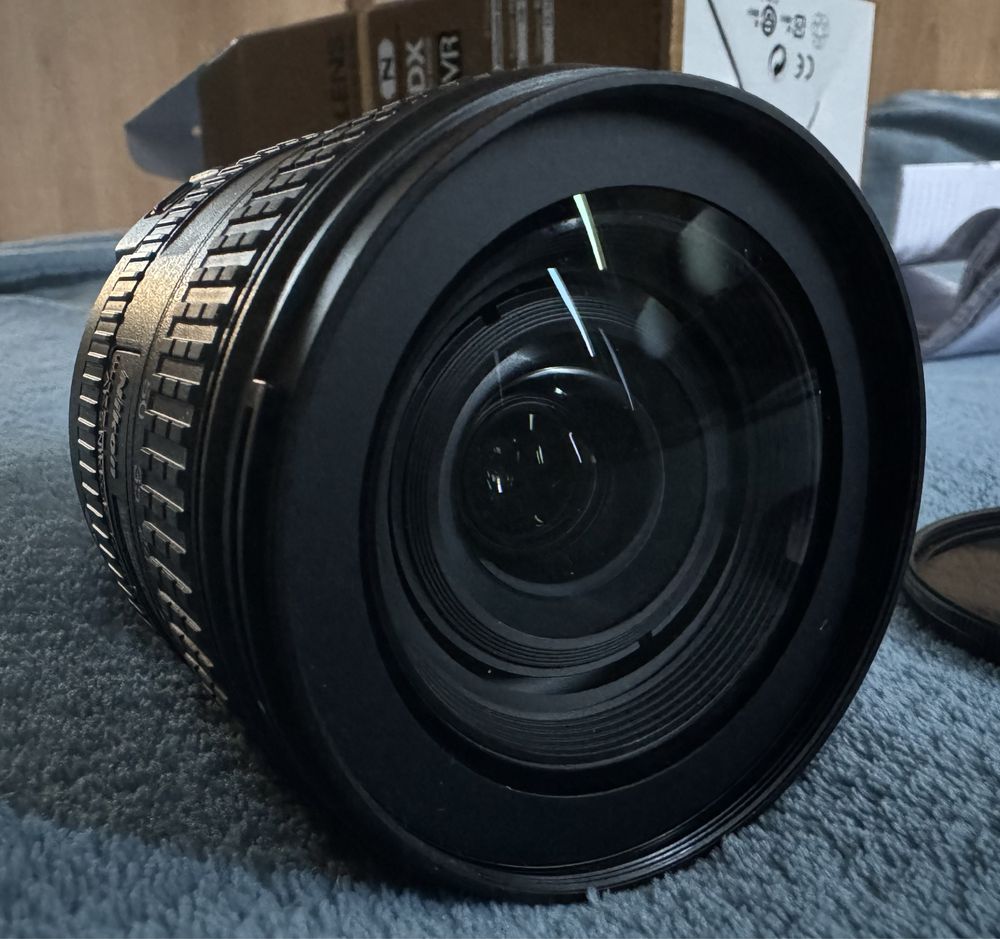 AF-S DX NIKKOR 16-80mm f/2.8-4E ED VR  + filtru pol circ Hoya HD
