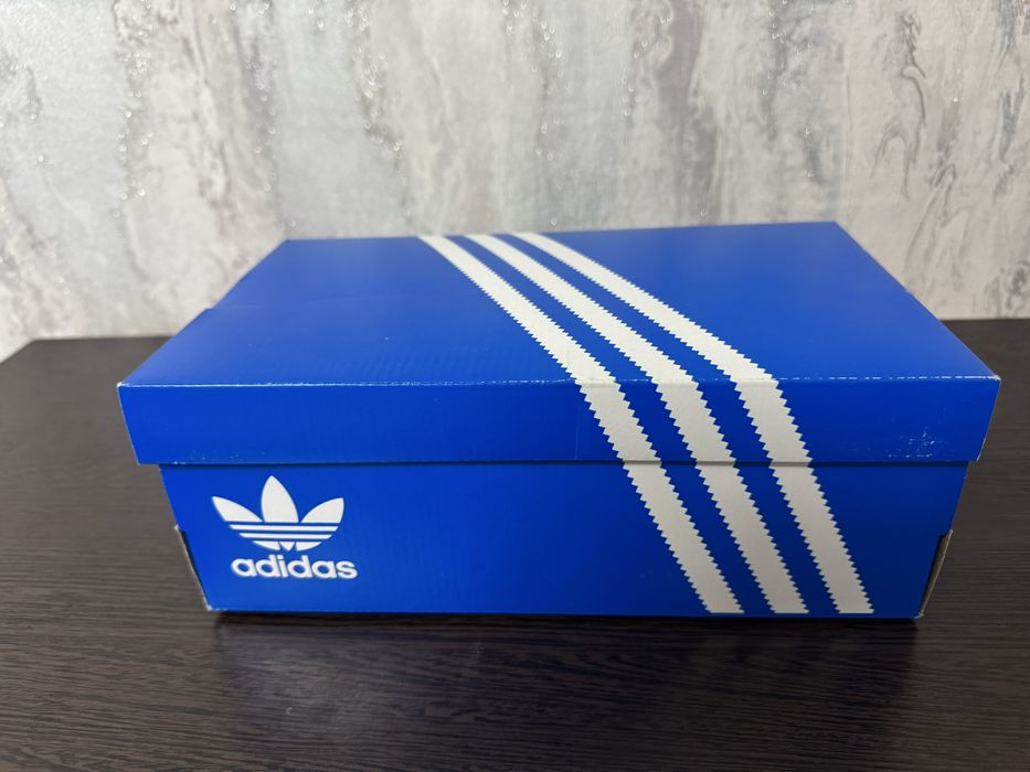 Продам кеды женские оригинал Adidas samba