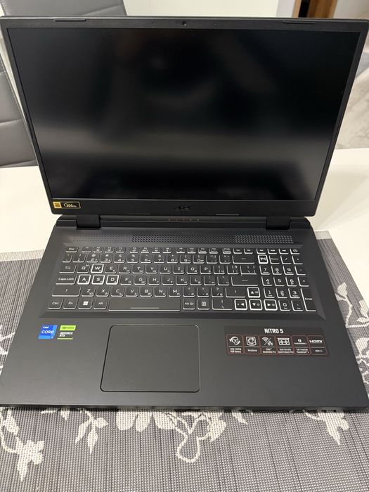 Геймърски лаптоп Acer Nitro 5