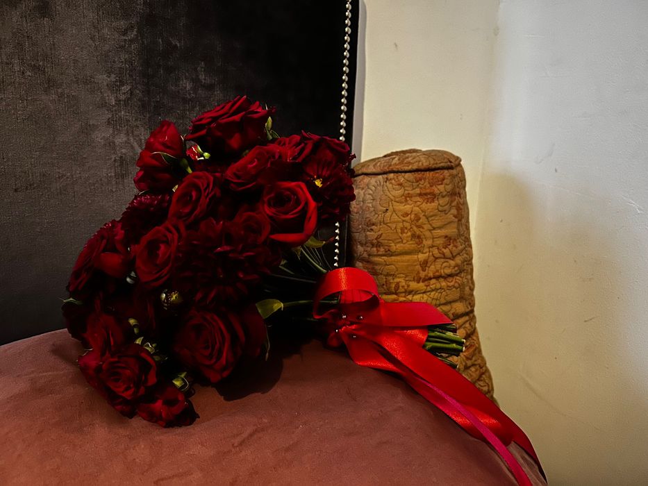 Buchet de mireasa, nasa, lumanari de botez, de cununie-flori naturale