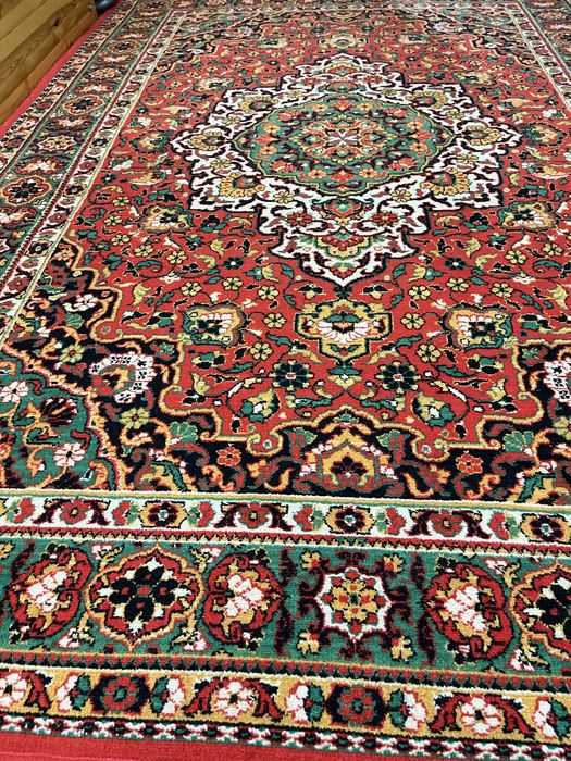 Продаю ковры 2х3 м