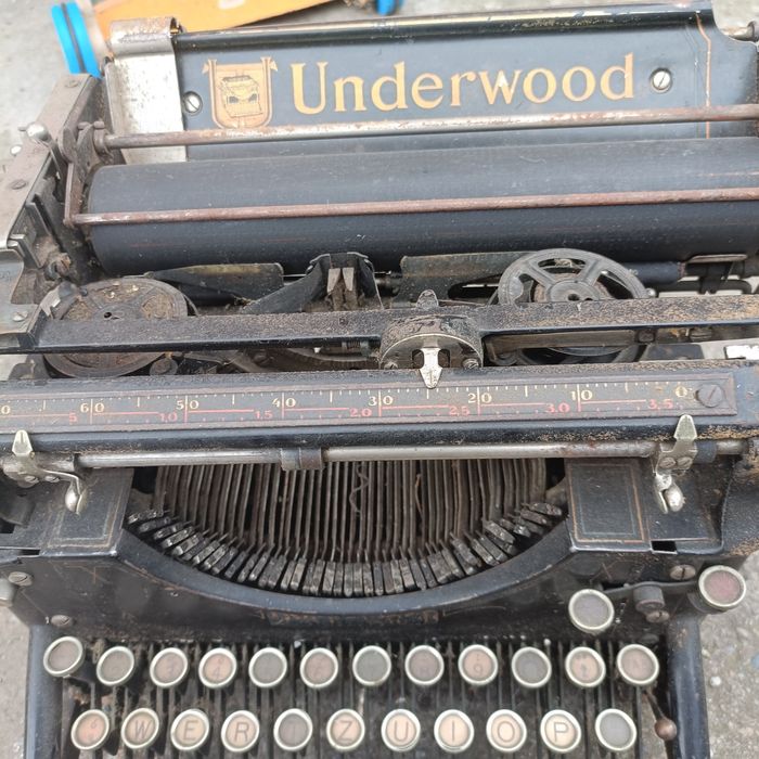 Mașina de scris Underwood