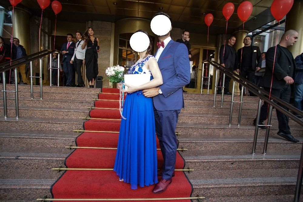 Абитуриентска рокля