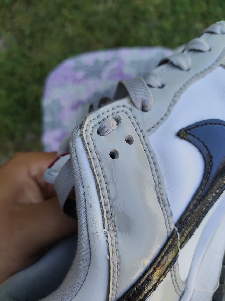 3 perechi Sneakers ( ideali pentru resell)