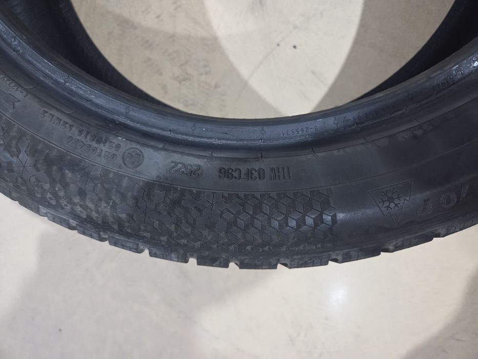 Set 4 anvelope SH iarna Continental 215/55/18 dot 2022