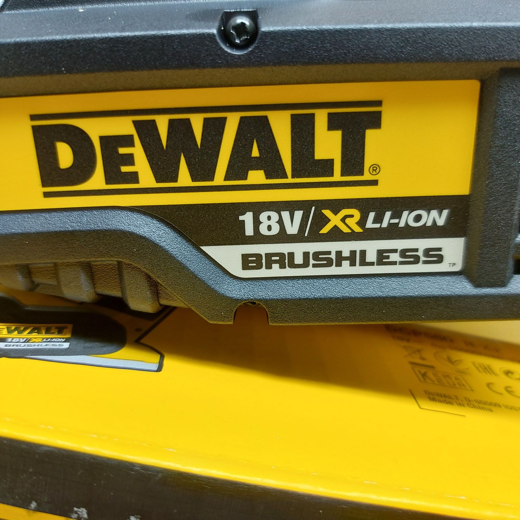 Акумулаторно ренде Dewalt DCP580N