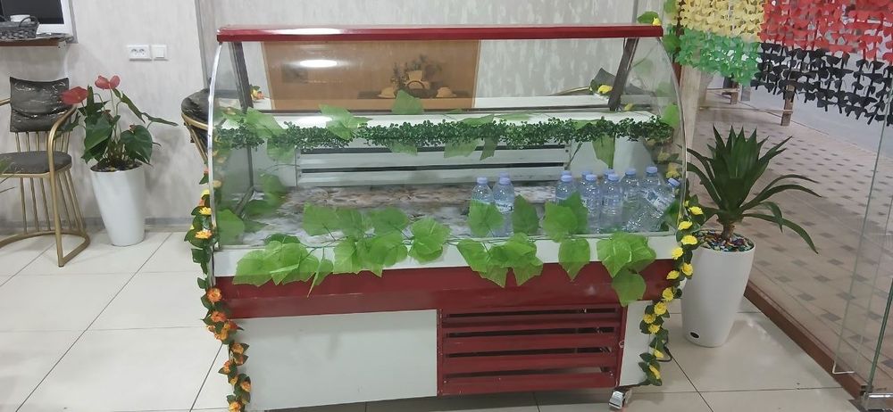 Холодильник сотилади