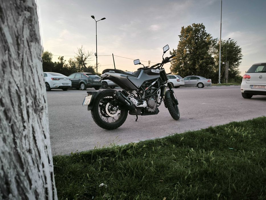 Motocicleta Husqvarna Svartpilen 401 2022 ABS impecabila A2