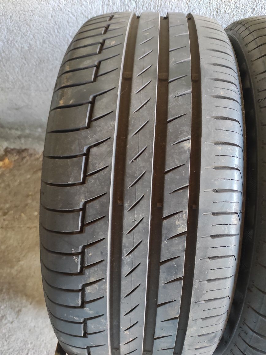 225/45/18 Continental