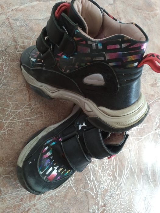 Продам дет.обувь не дорого