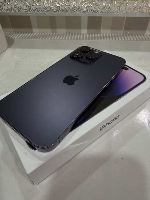 Продам айфон 14 промакс