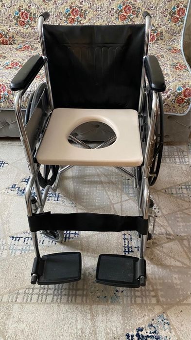 Коляска для людей с инвалидностью