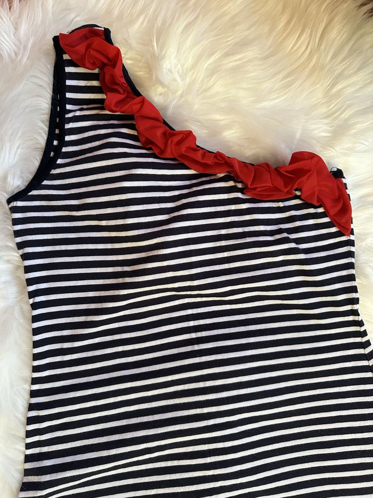 Top elegant, asimetric , M