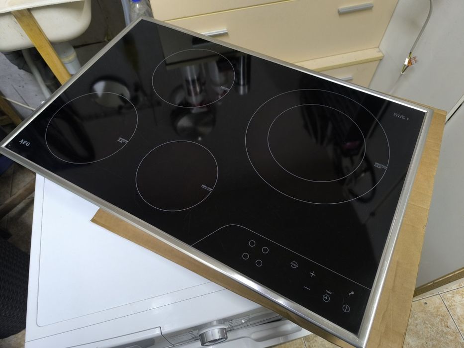 Индукционен плот AEG 88100 K-mn