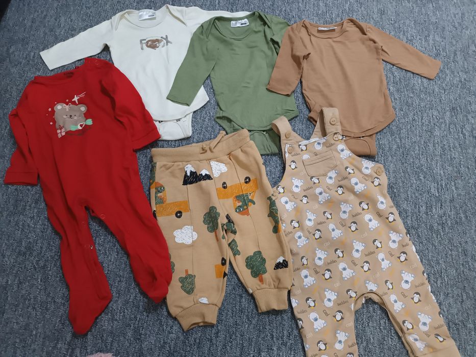 Hăinuțe bebe mărimea 68