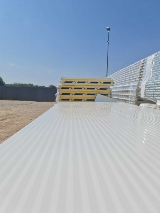 Panouri sandwich / tabla cutata / policarbonat / accesorii