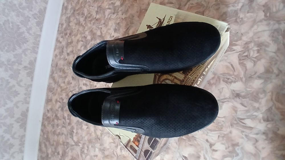 Туфли замшевые 44 размер.