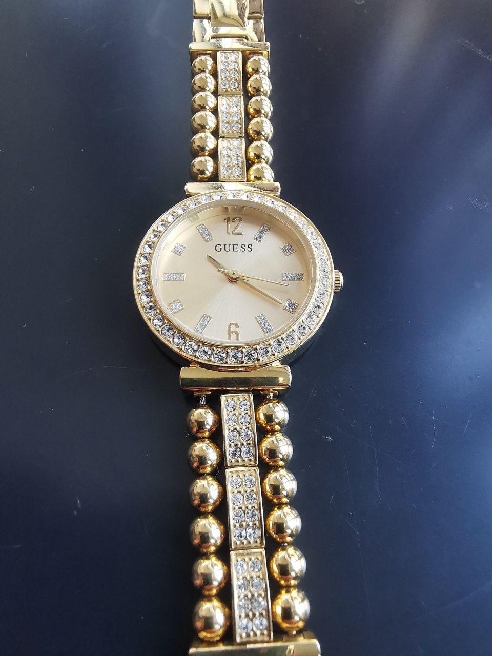 Ceas Guess Lady Quartz 30 mm - Nepurtat!