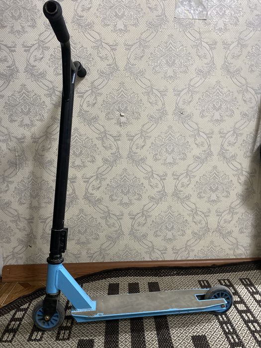 Продаю самокат б/у