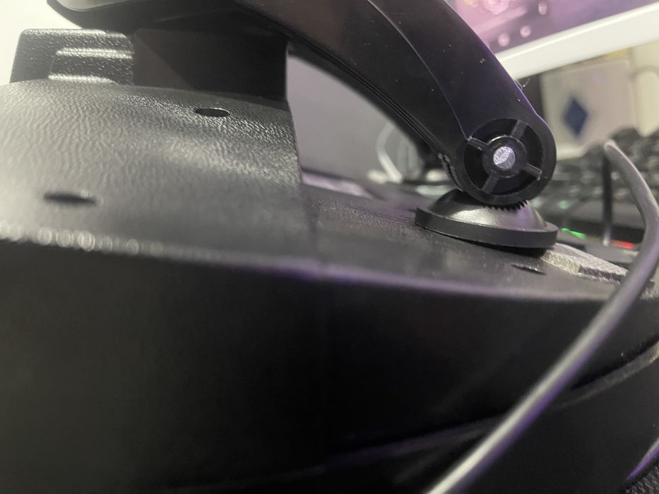 Руль Thrustmaster T80 — как новый, 3 месяца, с коробкой